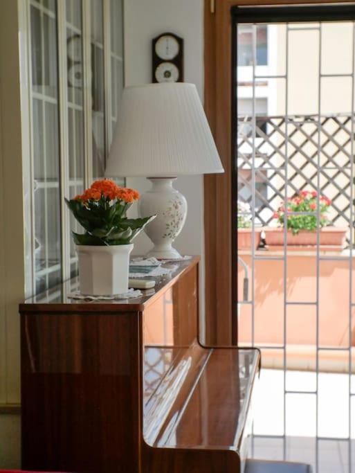 Chic And Spacious Penthouse Apartment *
