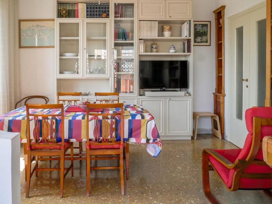 Apartment Chic And Spacious Penthouse Rome